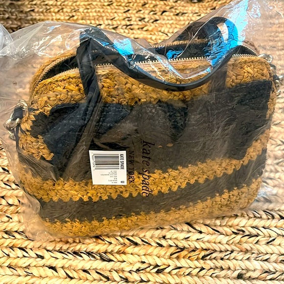 Kate Spade Bow STORYBOOK Straw Bag NWOT - Picture 4 of 14